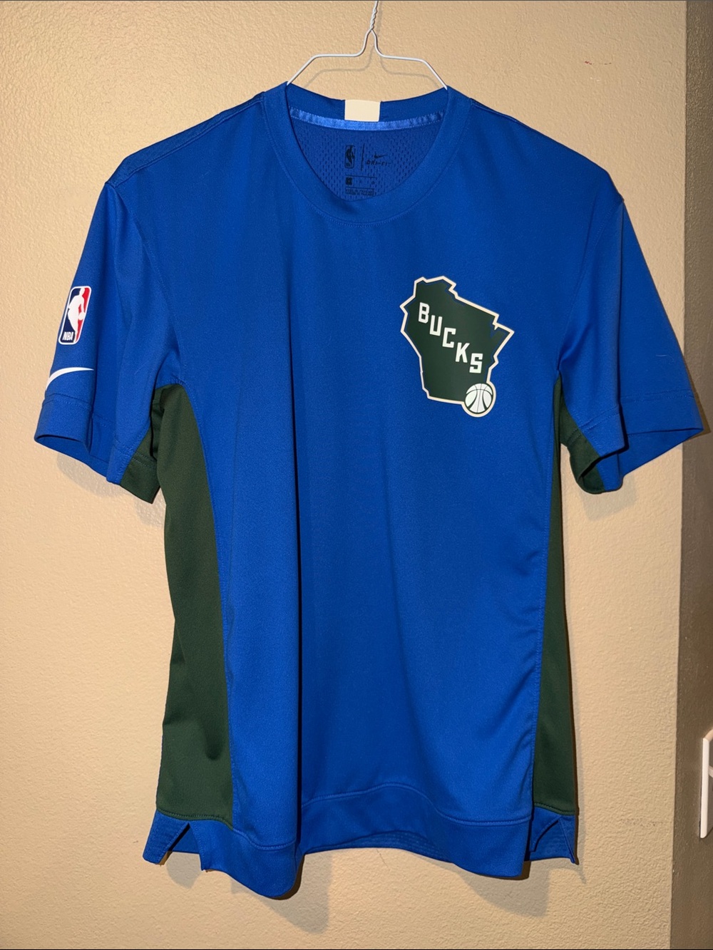 Nike Dri-Fit Milwaukee Bucks NBA “Cream City” Team Warm-Up Jersey